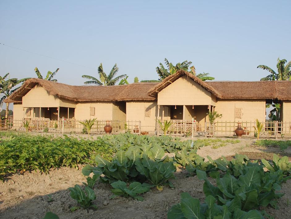 Zizina Otis Resort Guwahati Luaran gambar