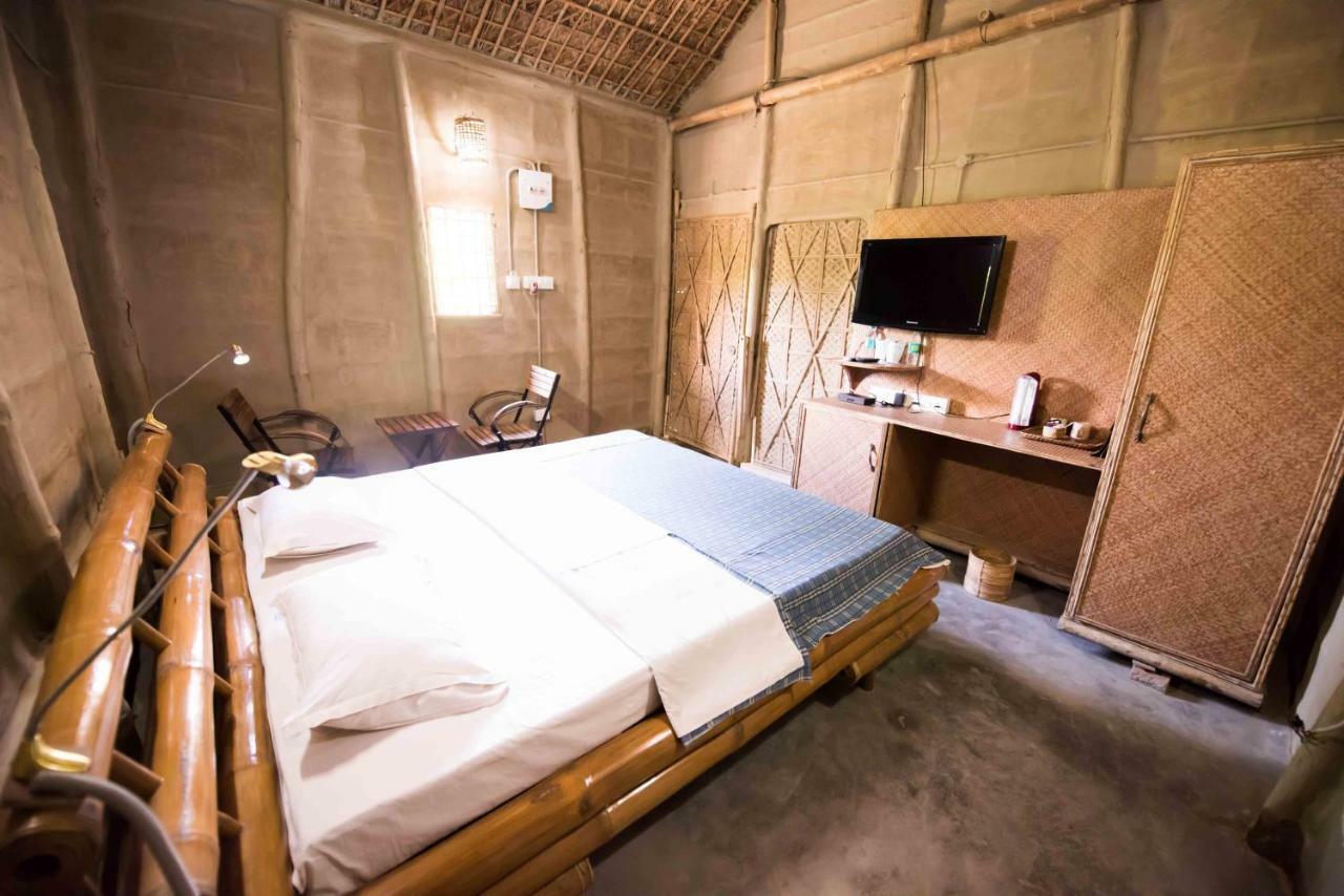 Zizina Otis Resort Guwahati Luaran gambar